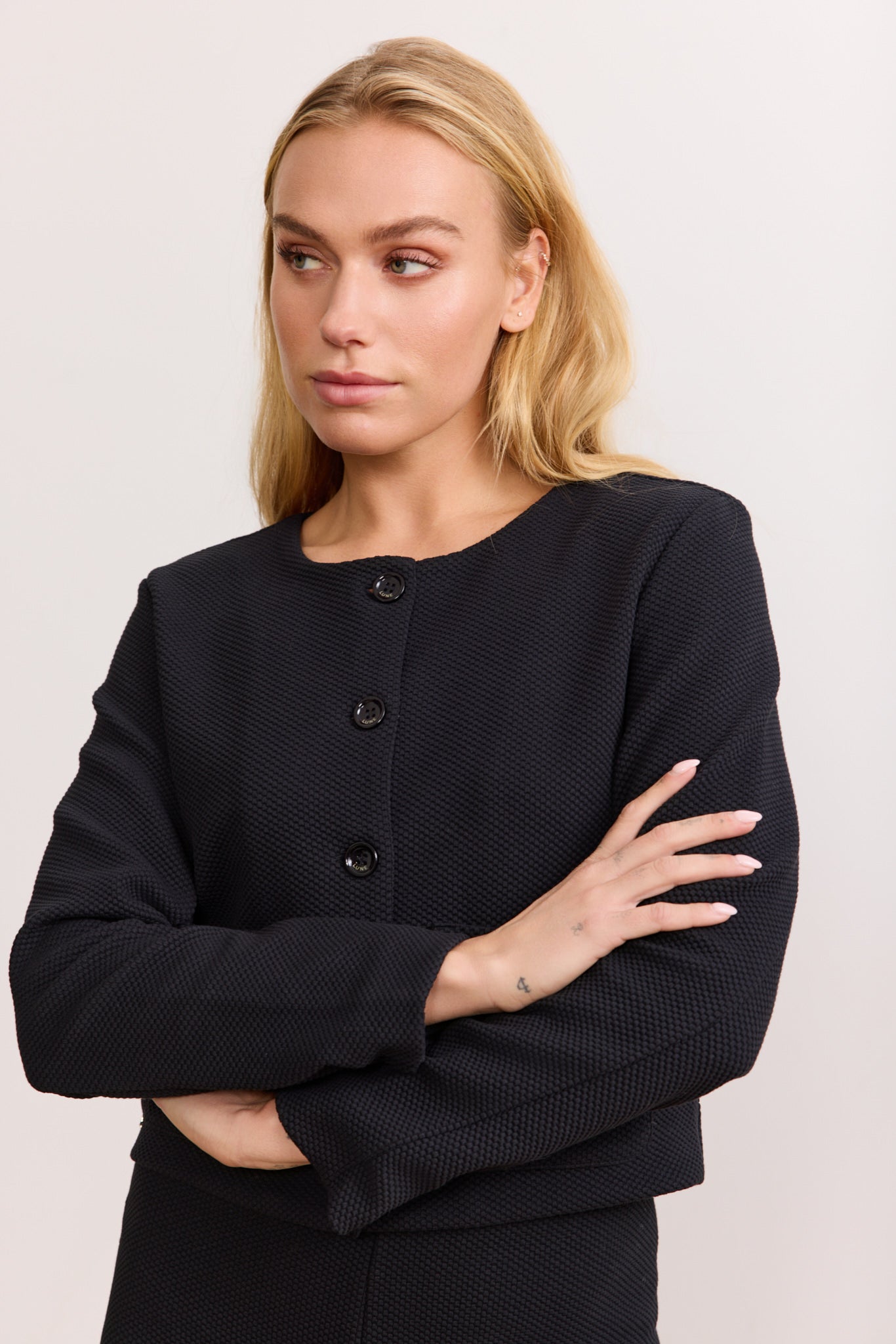 MOON CLASSIC Short jacket - Black