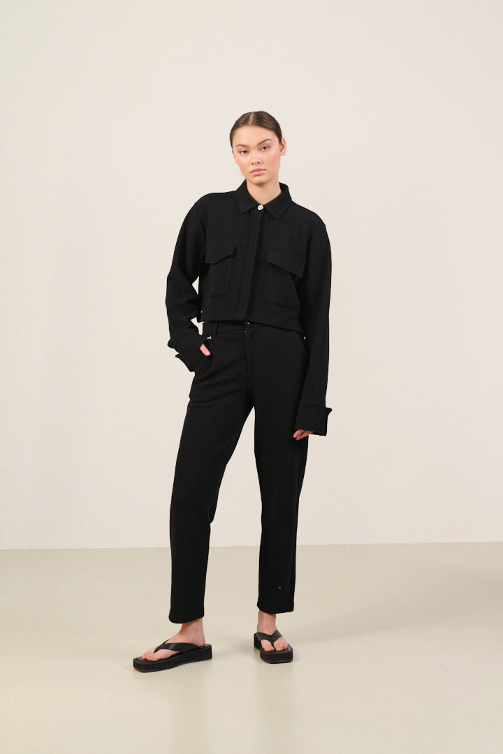 Moon Classic Short Blouse - Black