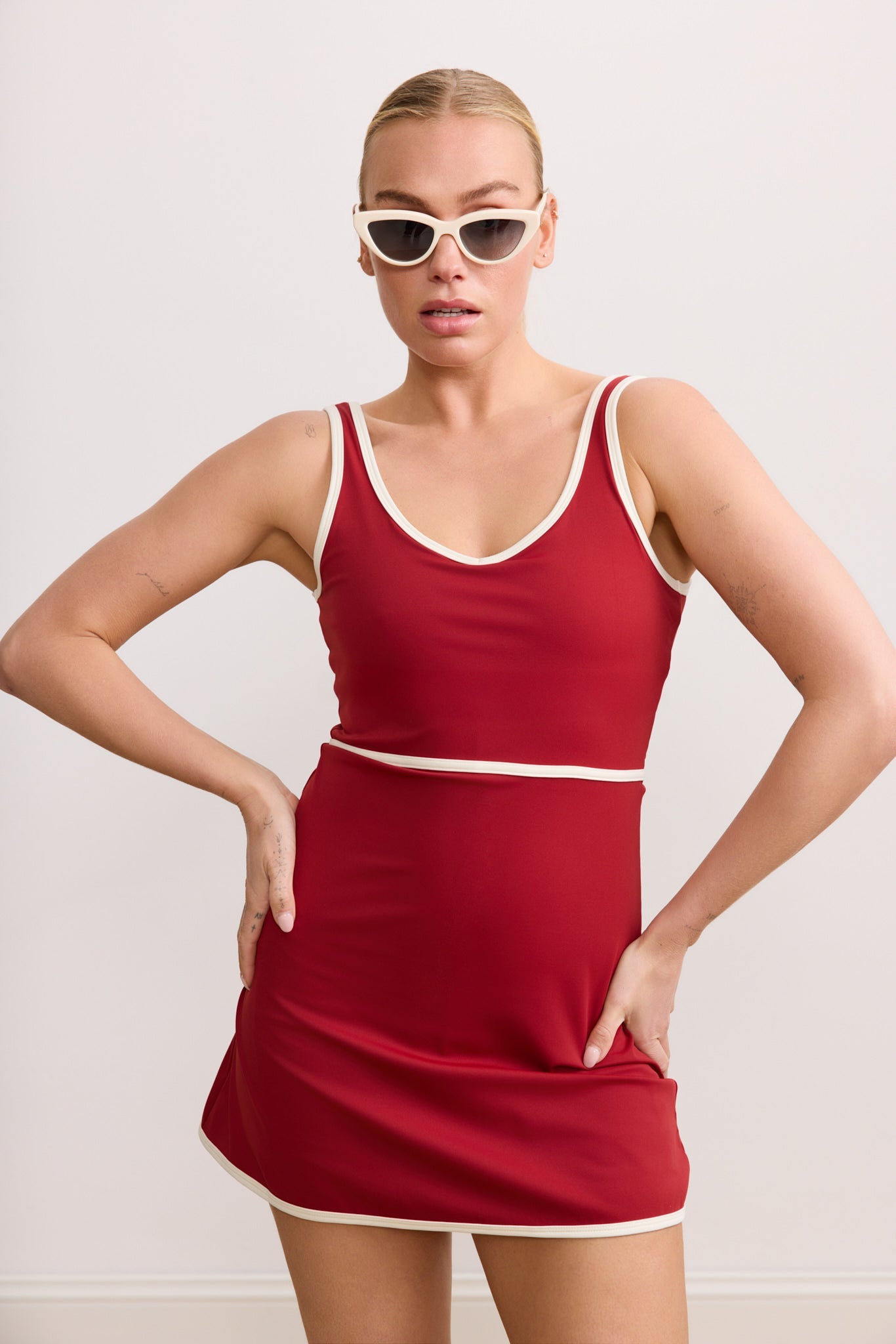 RIVER LIFT V Neck dress - Burgundy